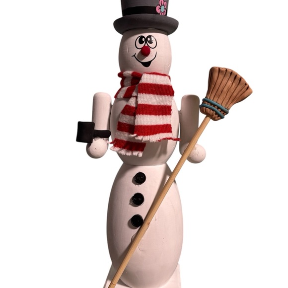 Festive Frosty the Snowman Classic Nutcracker Figurine with Red Scarf - Picture 2 of 3